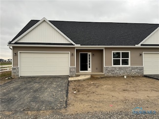 14510 Dexter Falls Rd, Perrysburg, OH 43551