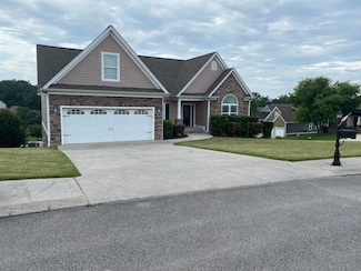 151 Holly Oak Ln, Ringgold, GA 30736