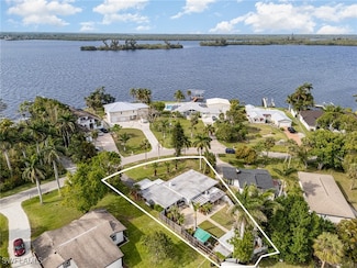 4464 E Riverside Dr, Fort Myers, FL 33905