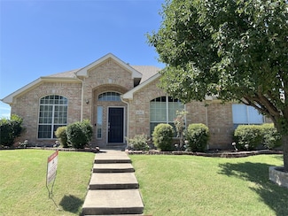 4516 Harvest Ln, Sachse, TX 75048