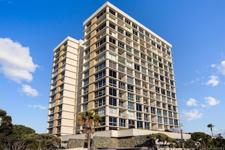 1720 Avenida Del Mundo Unit 209, Coronado, CA 92118
