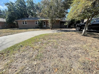 2634 W Shady Grove Rd, Irving, TX 75060