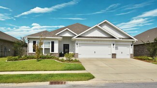 4756 Rosemary St, Panama City, FL 32404