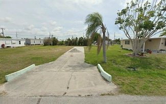1403 Seagull Dr, Englewood, FL 34224