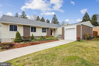9202 Log Chain Rd, Columbia, MD 21045