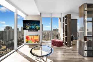 151 SE 1st St Unit PH11, Miami, FL 33131
