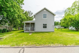 106 E Hobart St, Ashley, IN 46705