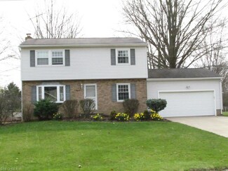 3747 Morley Dr, Kent, OH 44240