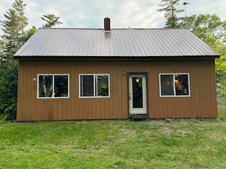 1215 Elliotsville Rd, Elliottsville Township, ME 04443