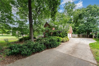 3016 Havasu Way, High Point, NC 27265