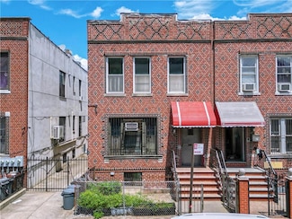 881 59th St, Brooklyn, NY 11220