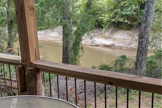 105 Riverwood Blvd, Hattiesburg, MS 39401