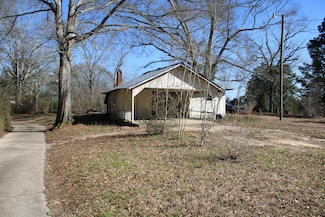 423 Shady School Rd, Laurel, MS 39443