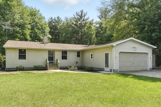 109 Davis Dr, Michigan City, IN 46360