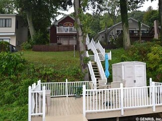 7938 N Maple Rd, Wolcott, NY 14590