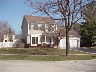 54 Manchester Ct, Fox River Grove, IL 60021