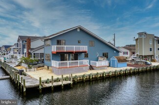 51 Mitzie Ln, Manahawkin, NJ 08050
