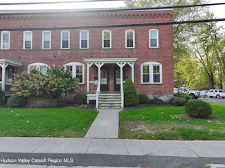 160 Mansion St, Coxsackie, NY 12051