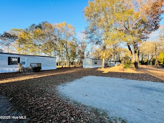 125 Old Railroad Trail, Pollocksville, NC 28573