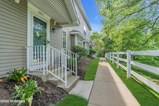 2805 Kapalua Ct, Freehold, NJ 07728