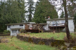 1611 Shahour Rd, Raymond, WA 98577
