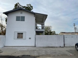 2004 E Clay Ave, Fresno, CA 93701