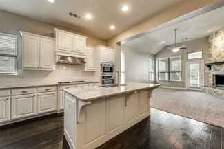 1016 Somerset Cir, Forney, TX 75126