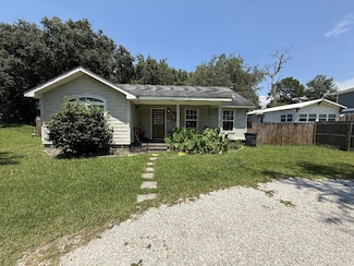 75 Palmetto Ave, Freeport, FL 32439