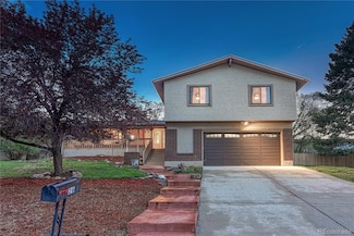 26 Mountain View Rd, Manitou Springs, CO 80829