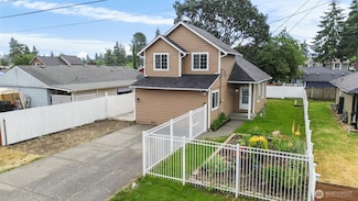 1704 Lafayette St S, Tacoma, WA 98444