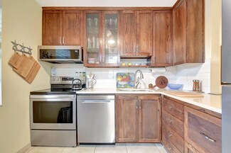 22 Abbey Ln Unit 2080, Delray Beach, FL 33446