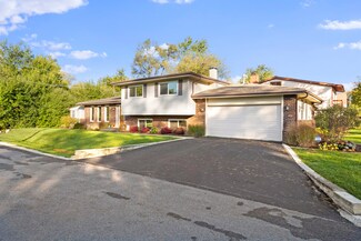 5534 Alabama Ave, Clarendon Hills, IL 60514