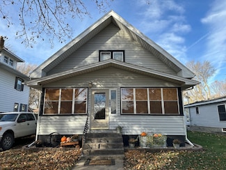 404 S Main St, Odebolt, IA 51458