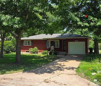 505 NE 8th St, Abilene, KS 67410