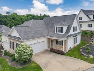 44 Gullybrook Ln Unit 44, Willoughby Hills, OH 44094
