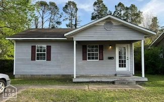 313 Olive St, Trumann, AR 72472