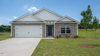 110 Garden Row Ln, Clayton, NC 27520