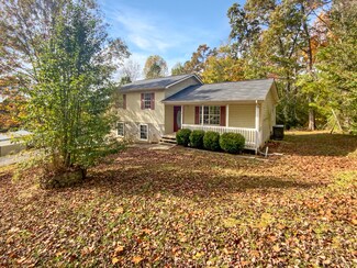 41 Ronnie Ln, Tunnel Hill, GA 30755