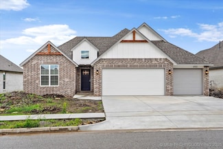 6512 N 27th St, Broken Arrow, OK 74014