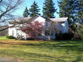 5620 Ide Rd, Burt, NY 14028