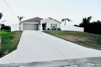 332 Pembroke St, Lehigh Acres, FL 33974