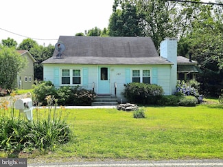 140 Hollywood Beach Rd, Chesapeake City, MD 21915