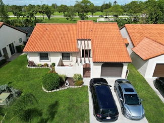 21 Columbia Ct, Deerfield Beach, FL 33442