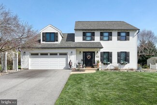 213 Seneca Way, Spring Grove, PA 17362