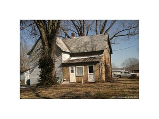 213 School House Alley, Bethlehem, IN 47104