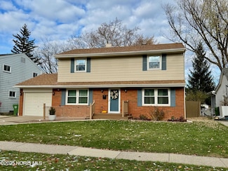 525 Orchard View Dr, Maumee, OH 43537