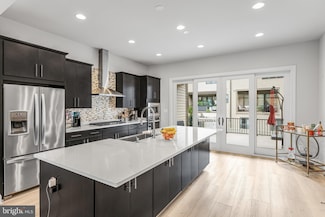 12307 W Oaks Dr, Fairfax, VA 22030