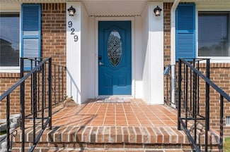 929 Whitehurst Landing Rd, Virginia Beach, VA 23464