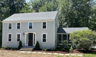 105 N Main St, Sherborn, MA 01770