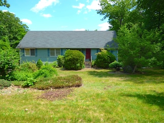 62 Bascom Rd, Lebanon, CT 06249
